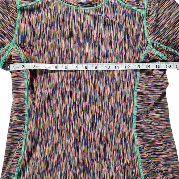 90 Degree by Reflex women long sleeve sports shirt.  Size large.  Multicolor - Picture 4 of 5